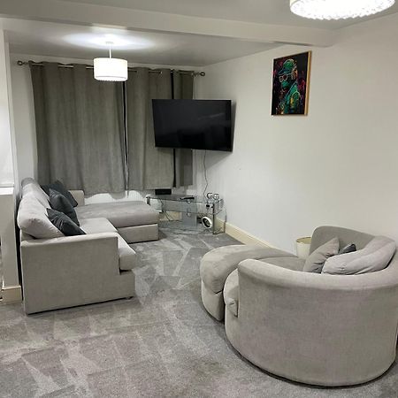 Welcome Rooms 54 سويندون المظهر الخارجي الصورة